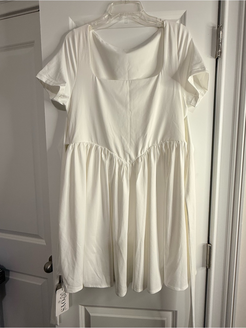 Women’s white dress